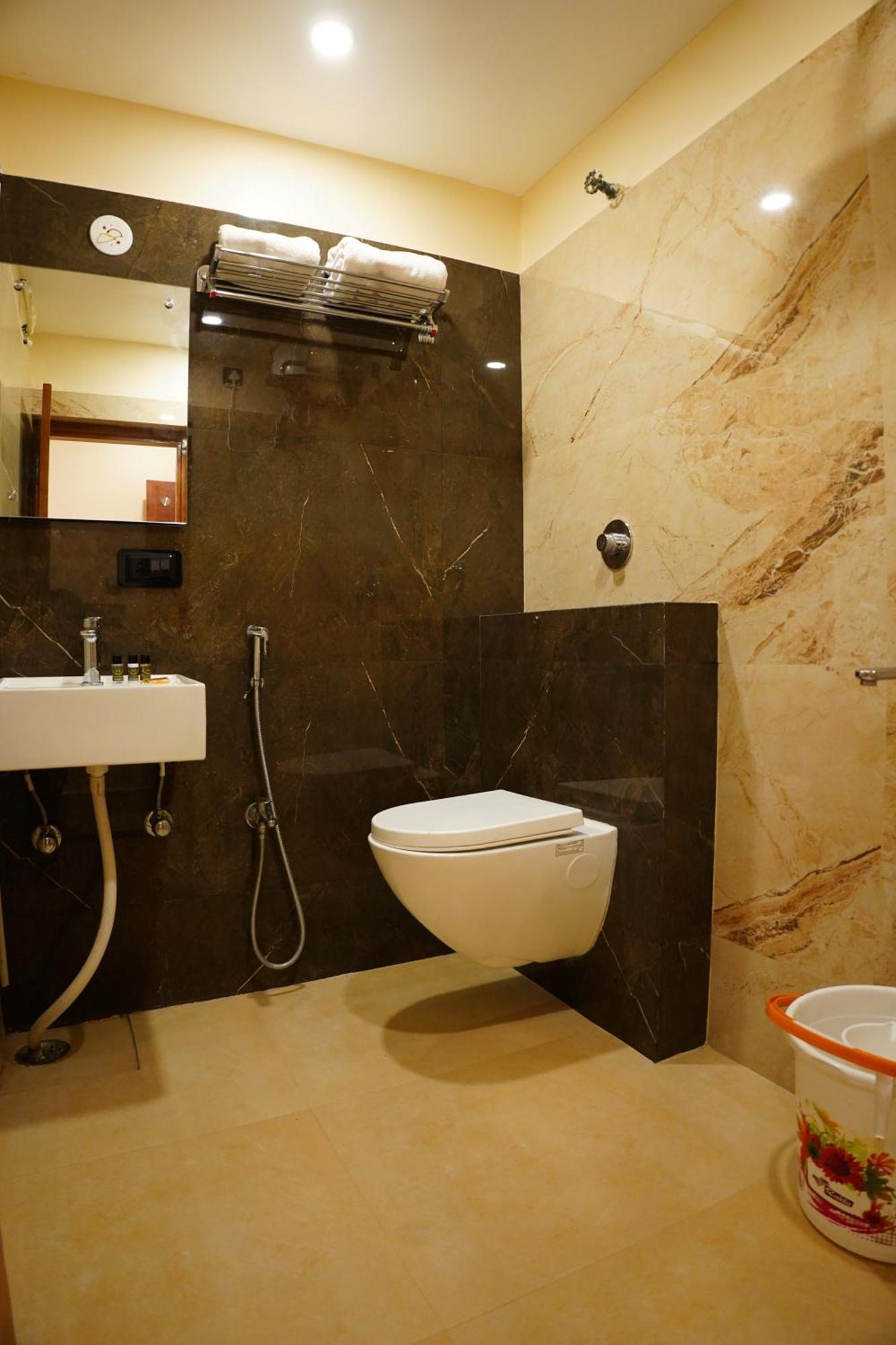 Hotel The Marutinandan Grand Deoghar Zewnętrze zdjęcie
