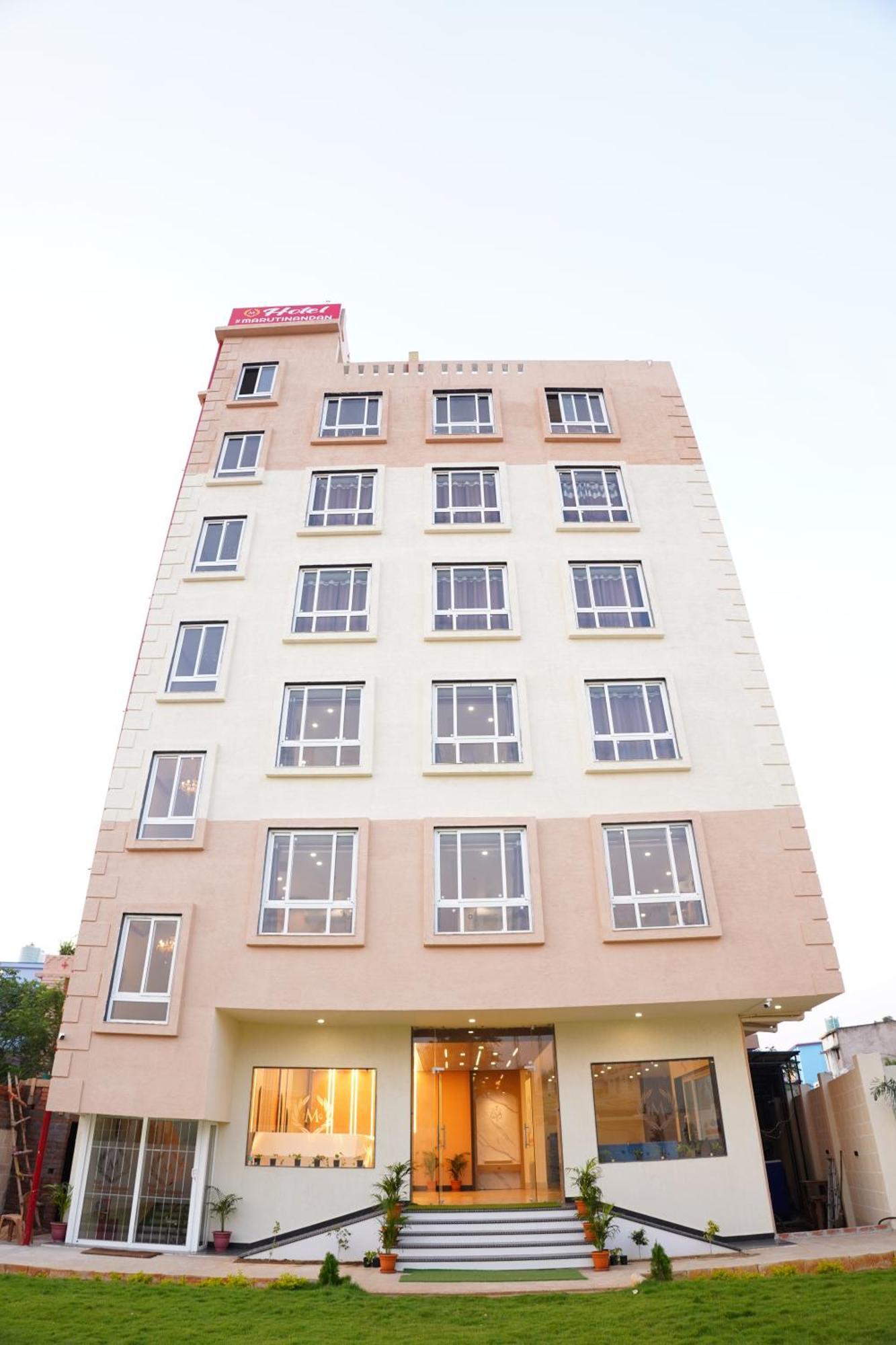 Hotel The Marutinandan Grand Deoghar Zewnętrze zdjęcie