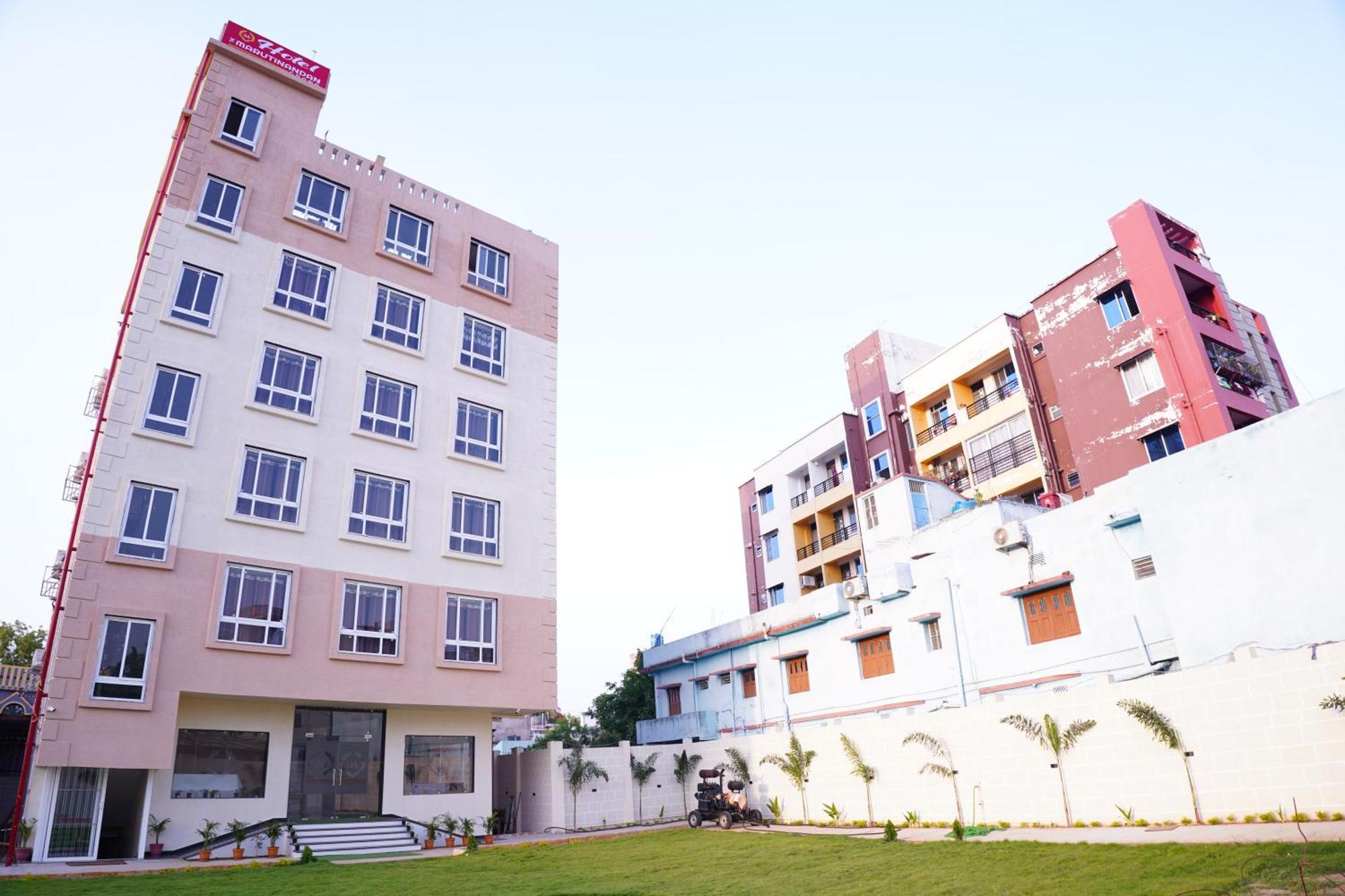Hotel The Marutinandan Grand Deoghar Zewnętrze zdjęcie
