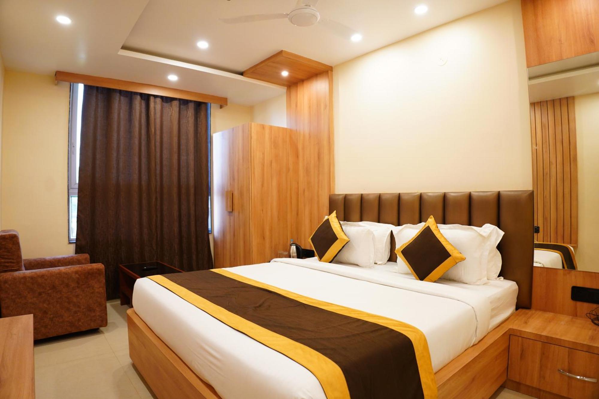 Hotel The Marutinandan Grand Deoghar Zewnętrze zdjęcie