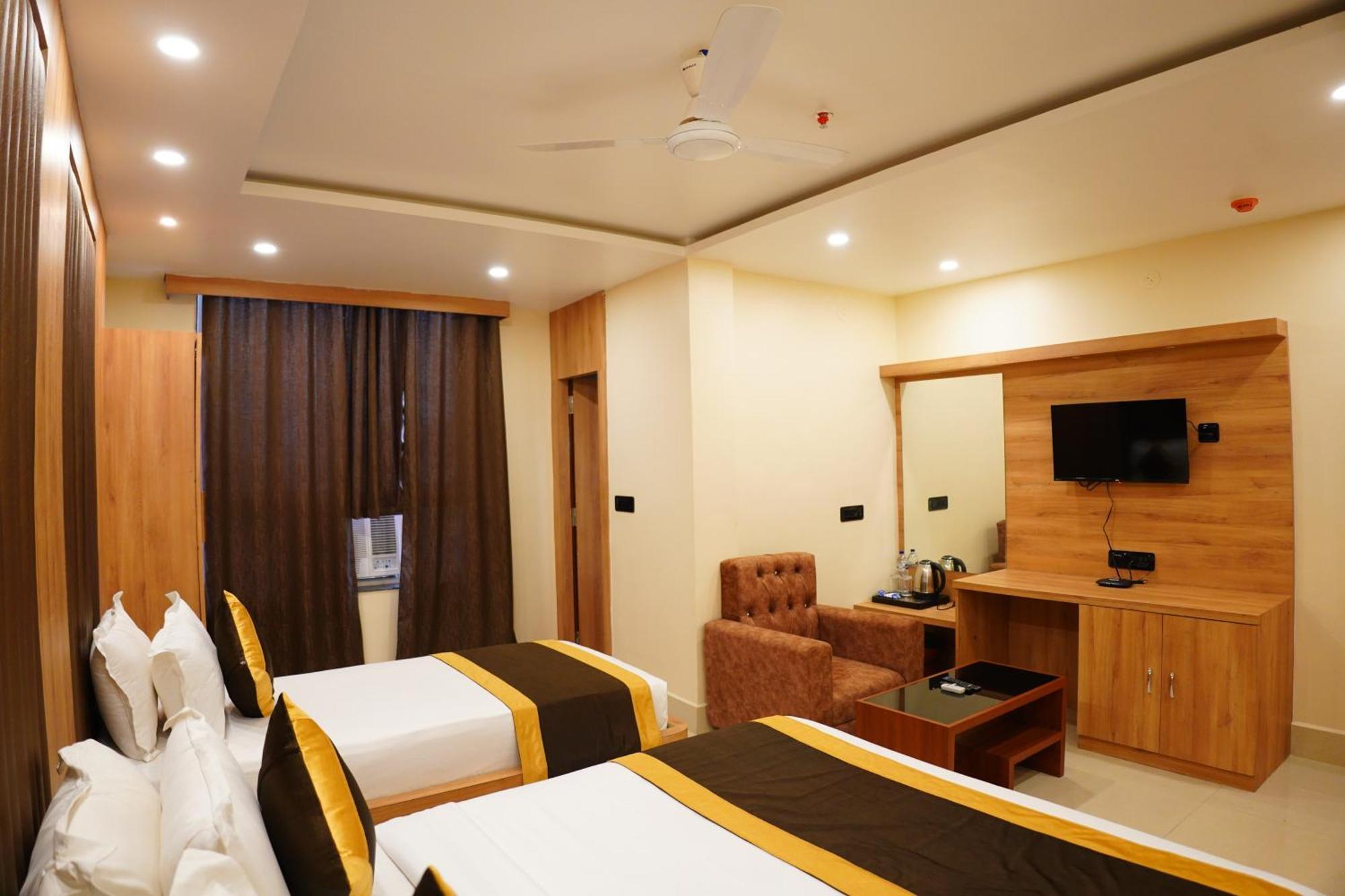 Hotel The Marutinandan Grand Deoghar Zewnętrze zdjęcie