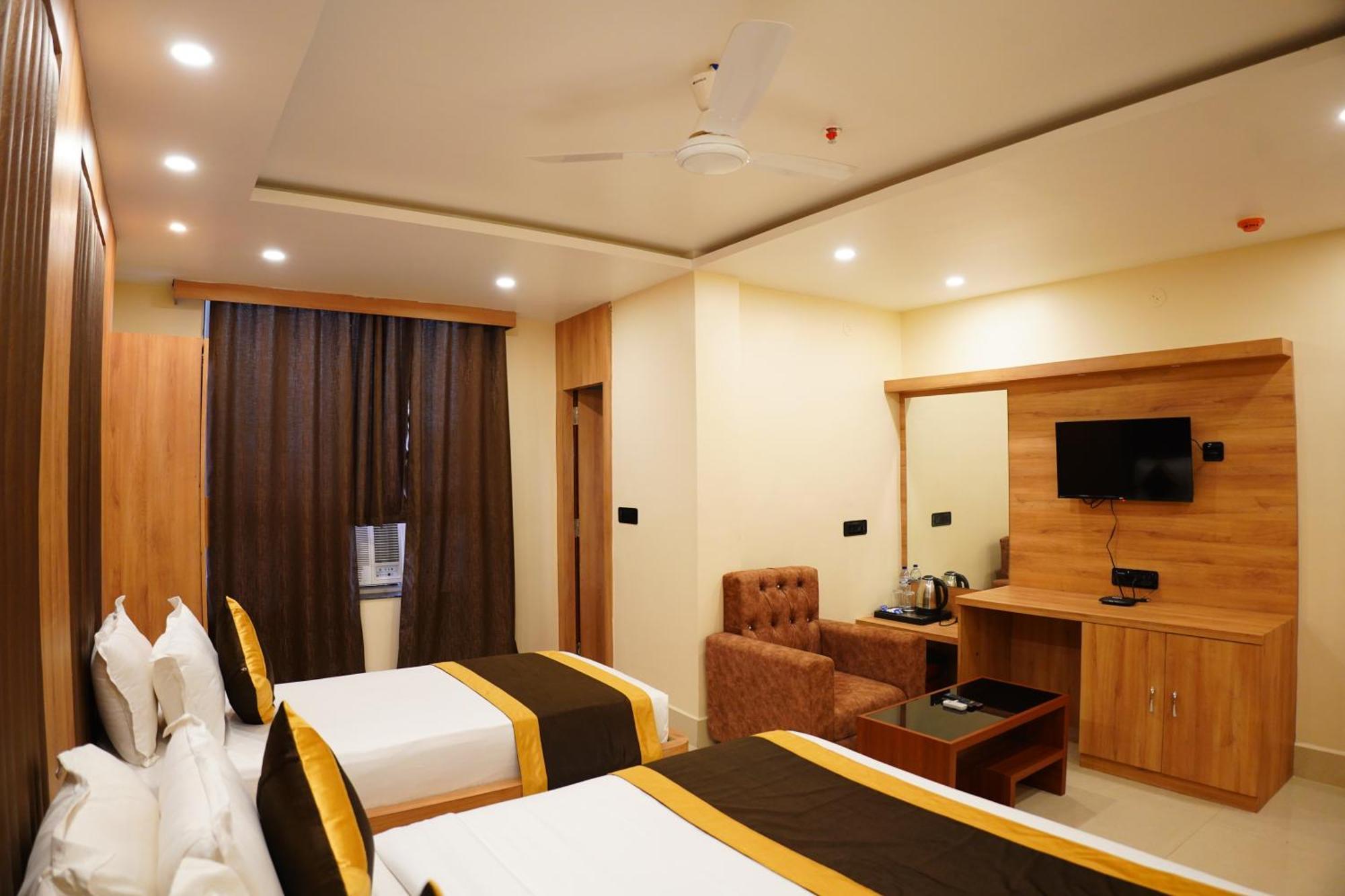 Hotel The Marutinandan Grand Deoghar Zewnętrze zdjęcie